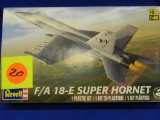 Revell F/A 18-E Super Hornet model 85-5850 1:48 scale