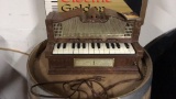 Electric golden pipe organ