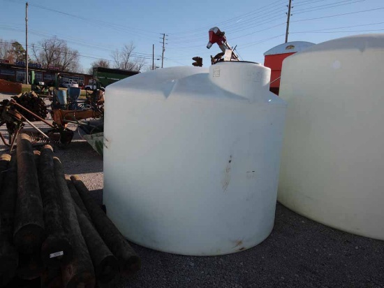 1500 GALLON WATER TANK