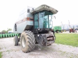 AGCO GLEANER R62 COMBINE