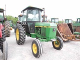 JD 2550 TRACTOR