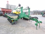 JD 1770 MAX EMERGE PLUS PLANTER