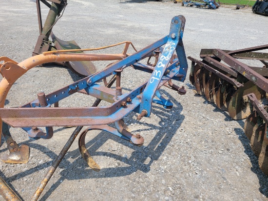 2 ROW CULTIVATOR