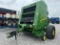 JD 560M ROUND BALER