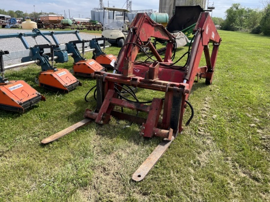 IH 2350 LOADER