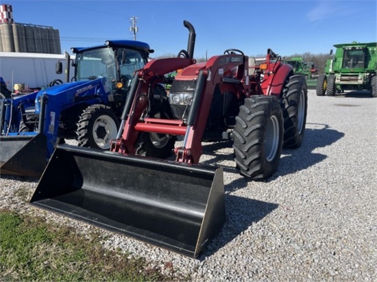 CASE IH FARMALL 100C TRACTOR