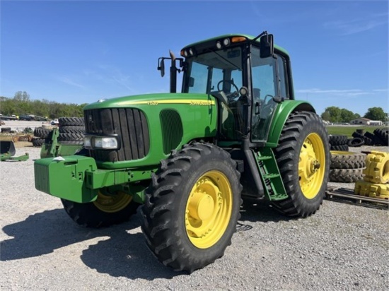 JOHN DEERE 7520 TRACTOR