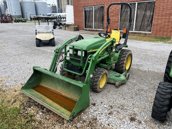 JOHN DEERE 4110 COMPACT TRACTOR
