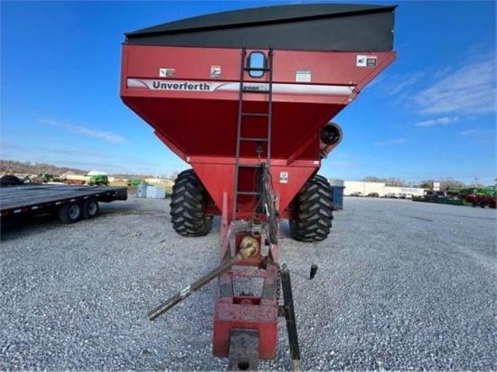 UNVERFERTH 8250 GRAIN CART