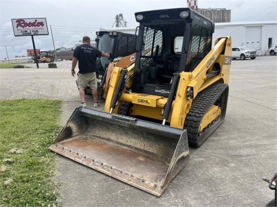 GEHL RT215 SKID STEER