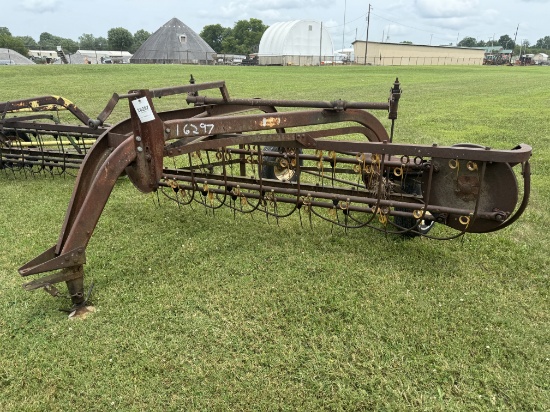 NEW IDEA 403 RAKE