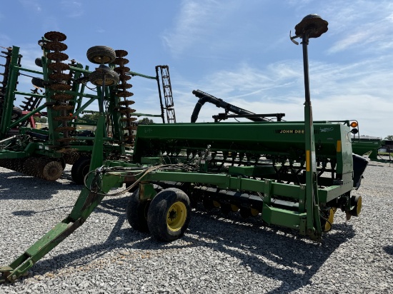 JD 750 DRILL