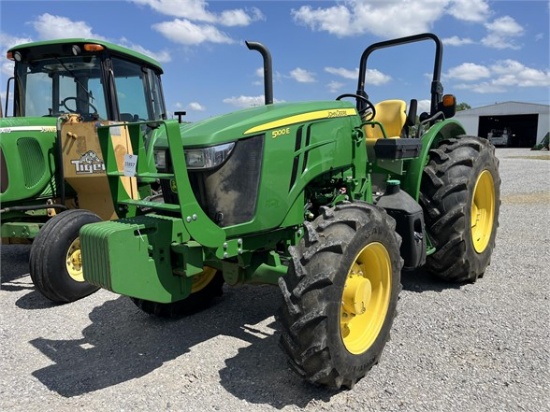 JD 5100E TRACTOR