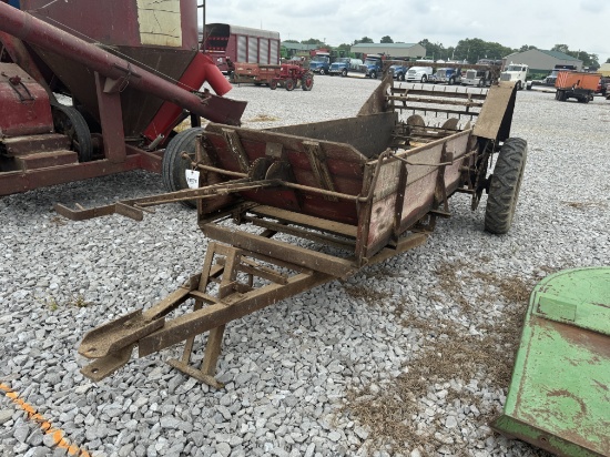 MANURE SPREADER