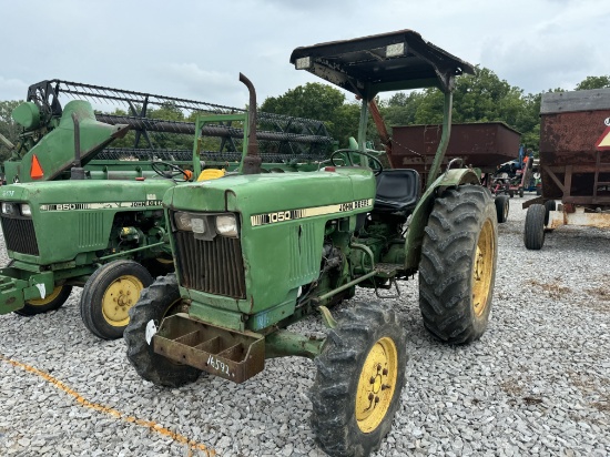 JD 1050 TRACTOR