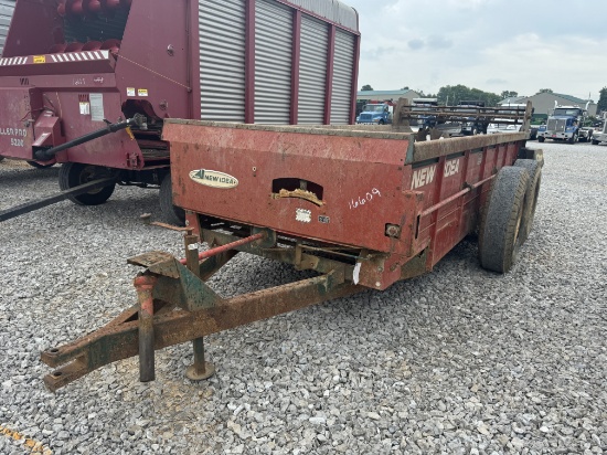 NEW IDEA MANURE SPREADER
