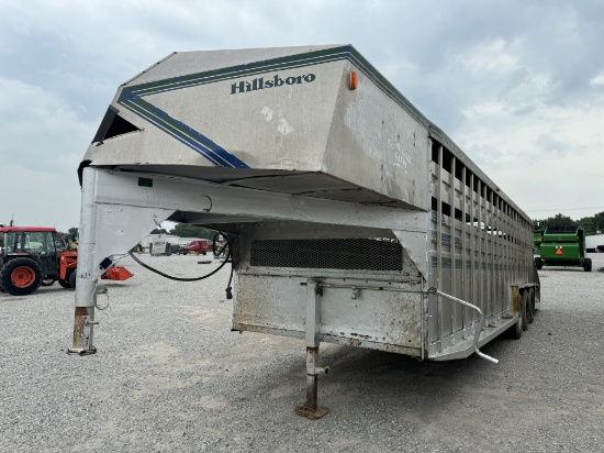 LIVESTOCK TRAILER