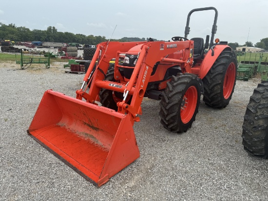 KUBOTA M7060 TRACTOR