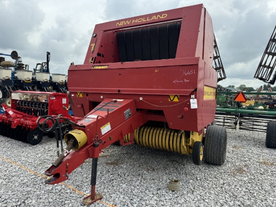 NH 660 BALER
