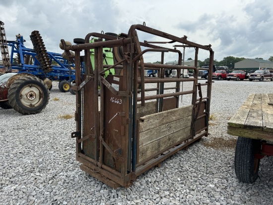 CATTLE CHUTE