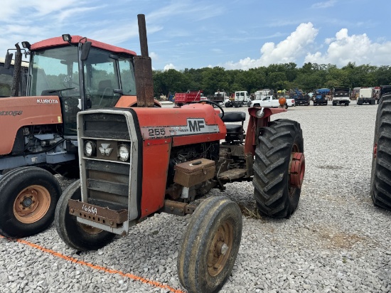 MF 255 TRACTOR