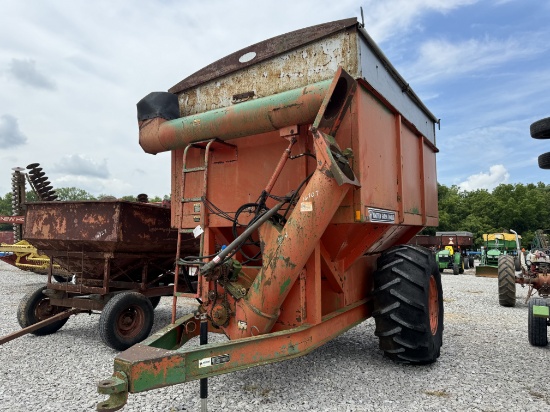 UNITED FARM TOOLS GRAIN CART