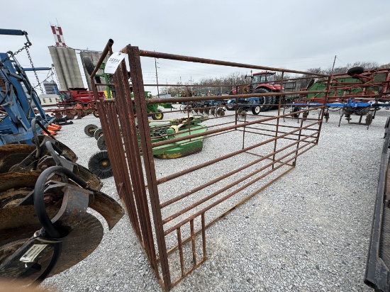 METAL LIVESTOCK RACKS