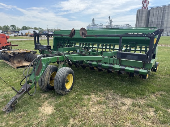 JD 750 DRILL