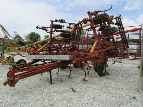 Sunflower 5232 Field Cultivator 25' w/ Harrow