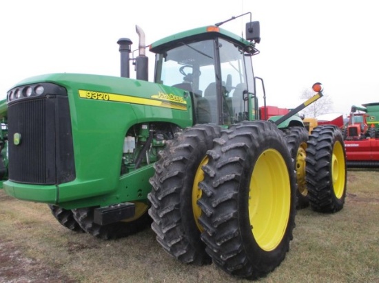 JD 9320, Yr 05, Hrs 3335, 4X4, 480/80-46, Rear