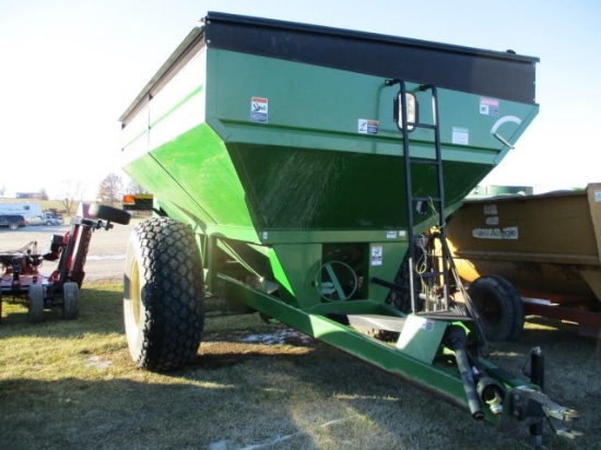 Brent 674 Grain Cart
