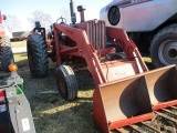 IH 806 Tractor, w/ Loader, Diesel, Sn:270845-Y