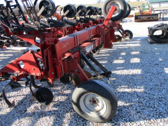CIH 183 Row Cultivator, 16 Row