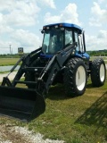 NH TV140 Tractor, 2008 Year