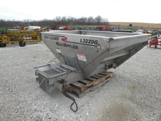 New Leader L3220G MultiAplier Fertilizer Spreader
