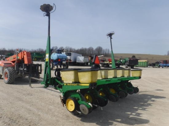 JD 7200 Planter