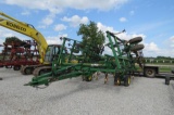 JD 2210 Field Cultivator