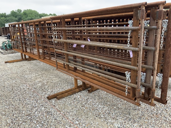 24’ Free Standing Panel with 8’ Gate