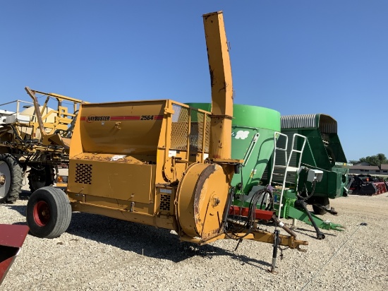 Haybuster 2564 Bale Processor