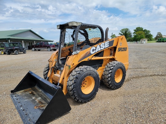 2011 Case SR250 Skidsteer