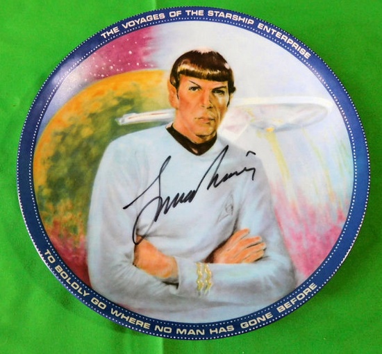 Leonard Nimoy Autographed Collectors Plate