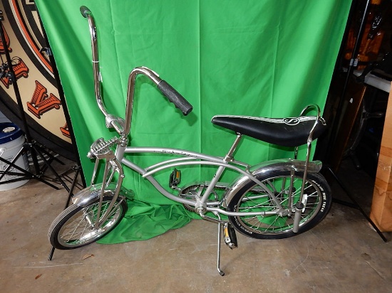 Schwinn Sting Ray Bicycle  *  The Grey Ghost