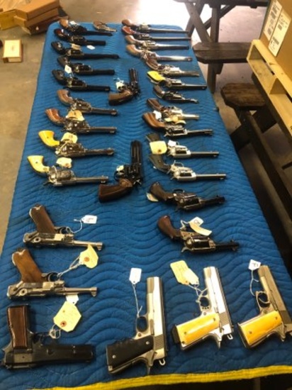 Firearm, Ammo & Military Memorabilia Auction Day 1