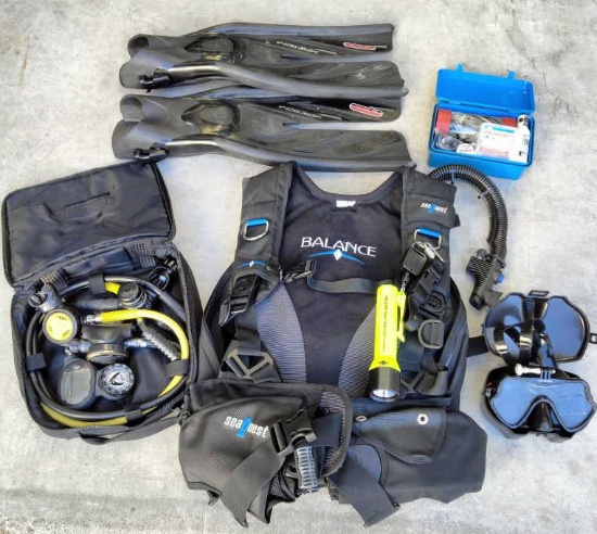 Scuba Regulator, Balance BCD, Fins & Goggles