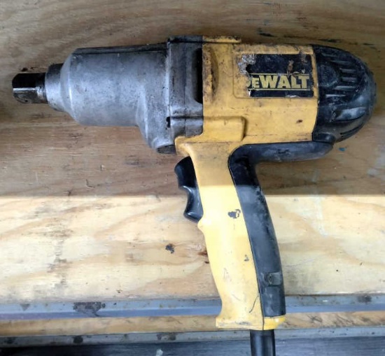DeWalt DW294 Impact Wrench