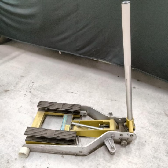 1500 lbs Aluminum Motorcycle Lift