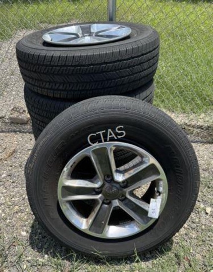Jeep Wheels w/ Rims