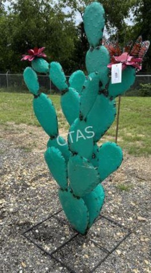 Metal Art  - Tall Cactus