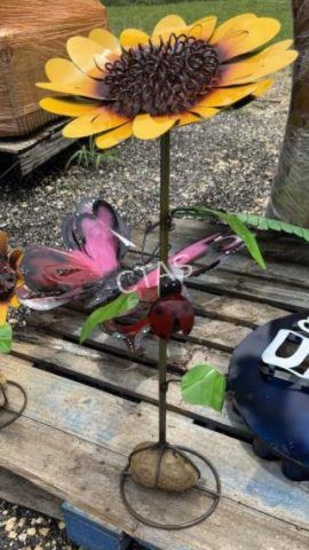 Metal Art  - Sunflower & Ladybug