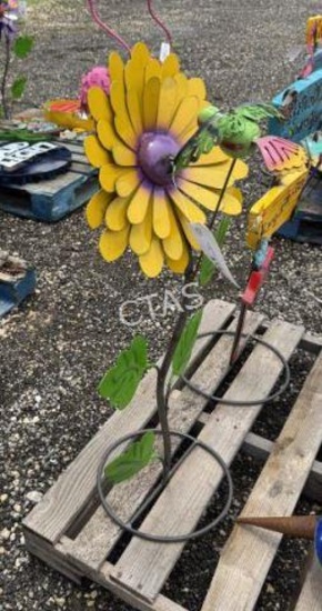 Metal Art  - Yellow Flower & Hummingbird